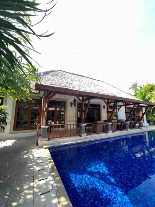 Bali Berg Villa, Sanur Экстерьер фото