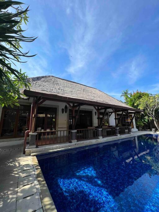Bali Berg Villa, Sanur Экстерьер фото